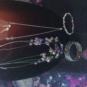 2 Paparazzi Jewelry Sets